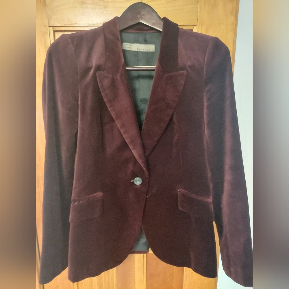 Zara Basic Bordeaux velvet blazer,  size medium